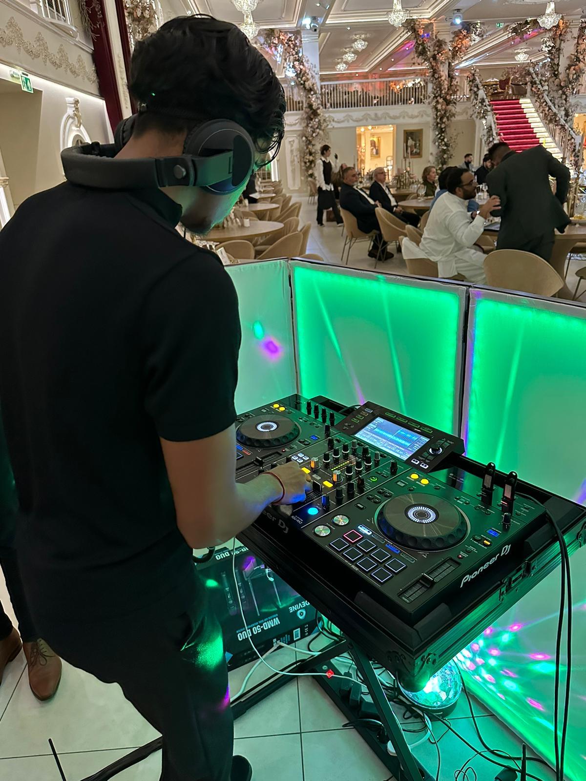 Welkom op de website van DJ Smooth